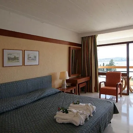 Hotel Aks