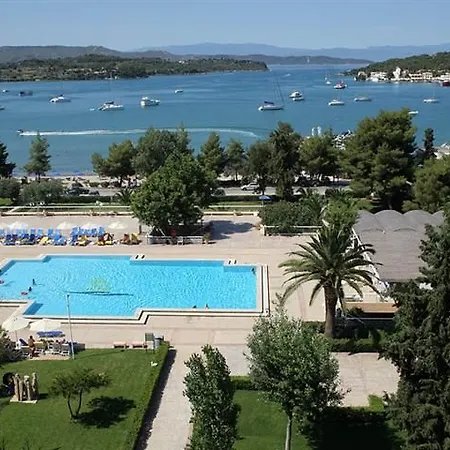 Hotel Aks 4*