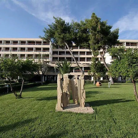 Hotel Aks 4*