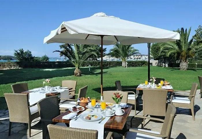 Aks Hotell Porto Heli