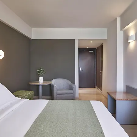 Aks ポルト・ヘリ