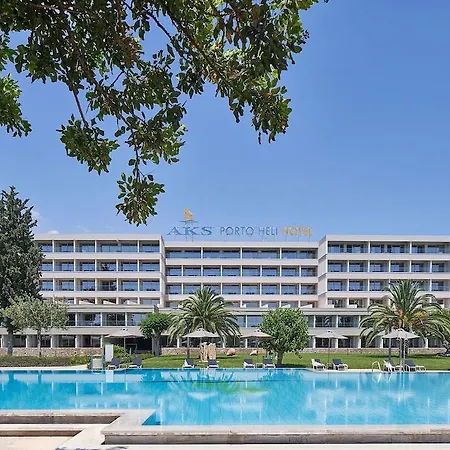 Ξενοδοχείο Aks 4*