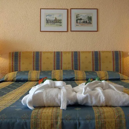 Aks 호텔 포르토헬리